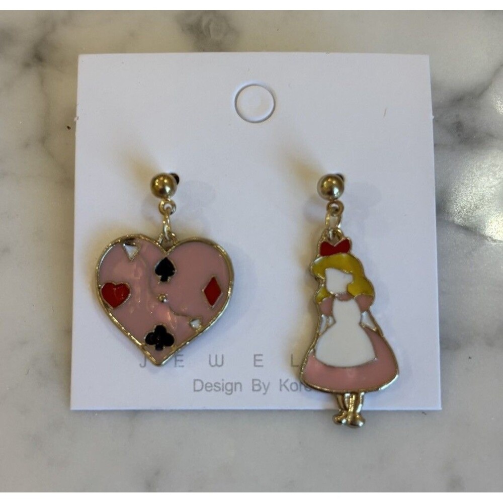 Queen Of Hearts Dangle Enamel Earrings Alice In Wonderland Post Pink Hearts - Picture 2 of 9